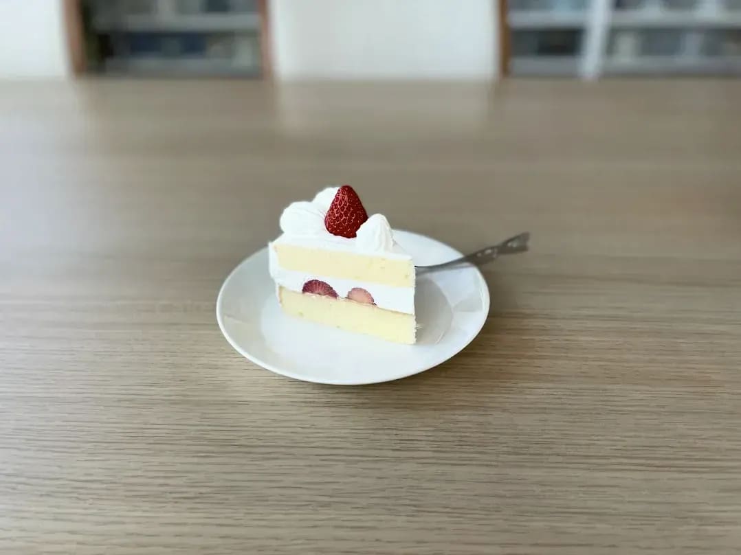 デザインと素材をすり合わせ